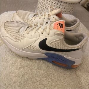 Nike Air Max Excee Women's Sneakers White Black Atomic Pink Size 8.5